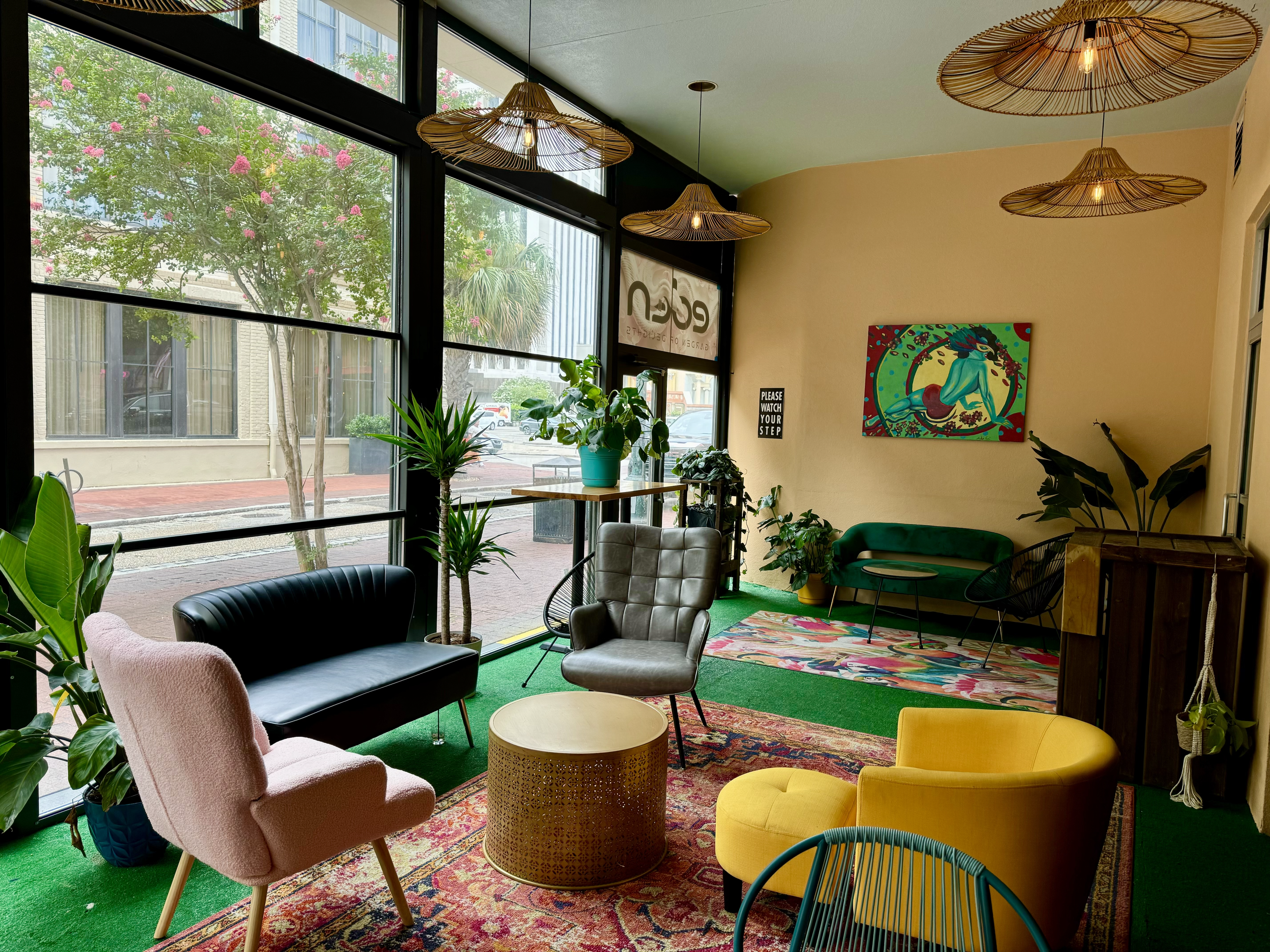 Eden Lounge